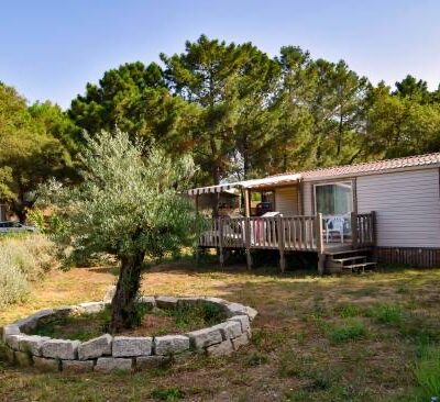 Mobile home and bungalow in Corsica