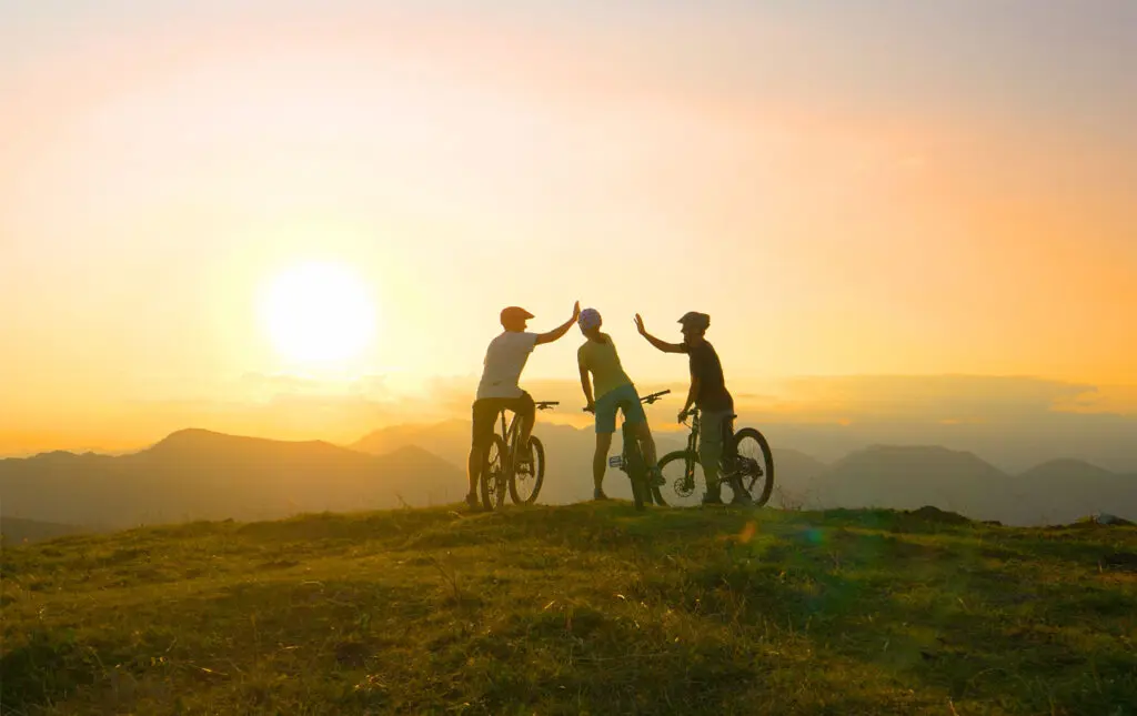 La GT20 à vélo traversée cyclable de la Corse — étapes, dénivelés, campings & bagages