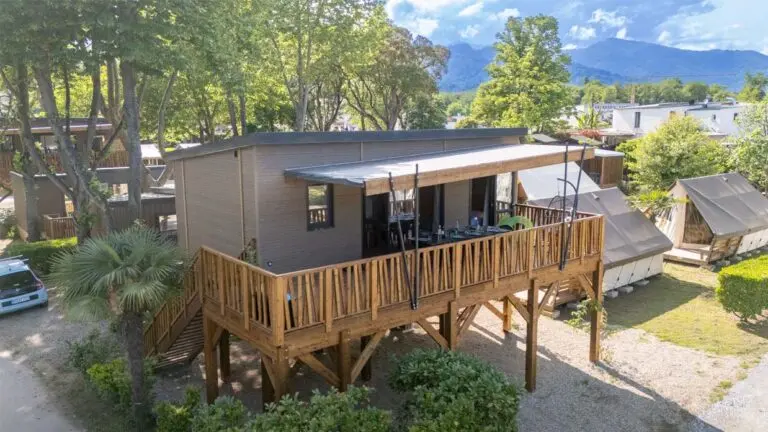 Quels sont les campings en Corse les mieux notés par les voyageurs