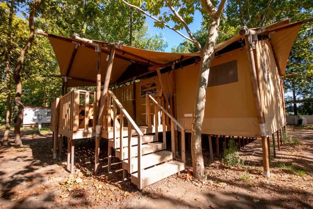 Die besten Campingplätze Korsikas mit beheizten Pools