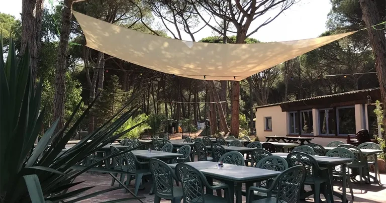 Terrasse des Camping Villata Restaurants in Porto-Vecchio