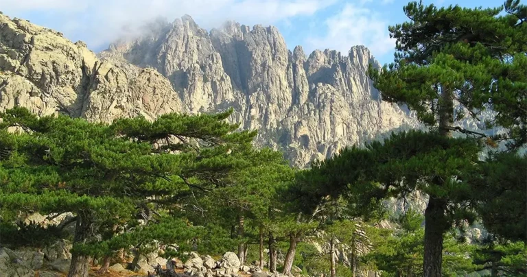 Wandern in den Bavella Needles in der Nähe von Camping U Pirellu