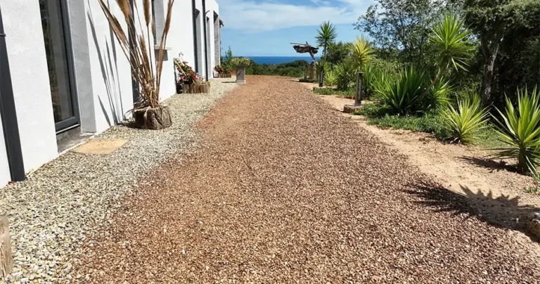 Vue mer dégagée pour nuit insolite à Cervione