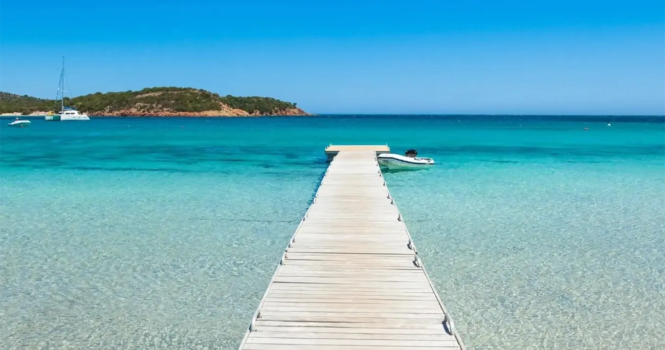 Strand von Santa Giulia in Porto-Vecchio im Süden Korsikas
