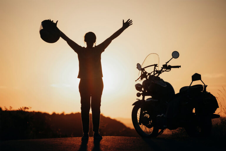 Welches Budget sollten Sie einplanen, um Korsika im Jahr 2026 mit dem Motorrad zu umrunden?